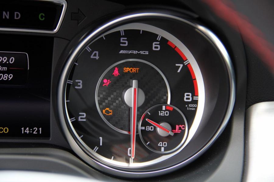 Mercedes-Benz CLA45 AMG 2014 года  (фото 53 из 110)